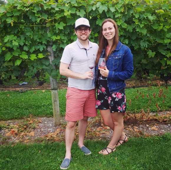 Meet your Posher, Melissa - Picture 1 of 4